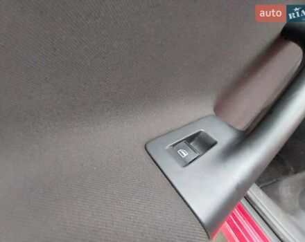 Червоний Фольксваген Гольф, об'ємом двигуна 1.9 л та пробігом 283 тис. км за 5000 $, фото 32 на Automoto.ua