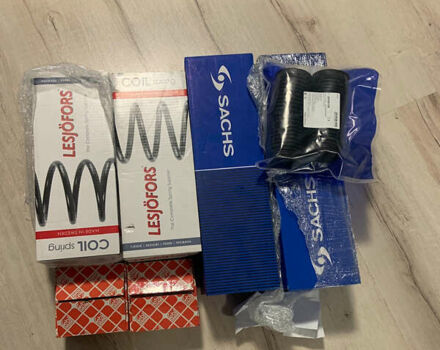 Червоний Фольксваген Гольф, об'ємом двигуна 1.6 л та пробігом 244 тис. км за 6200 $, фото 13 на Automoto.ua