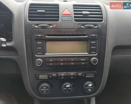 Червоний Фольксваген Гольф, об'ємом двигуна 1.9 л та пробігом 283 тис. км за 5000 $, фото 34 на Automoto.ua