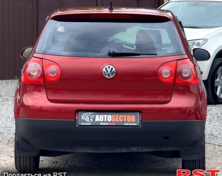 Червоний Фольксваген Гольф, об'ємом двигуна 1.4 л та пробігом 220 тис. км за 4500 $, фото 2 на Automoto.ua