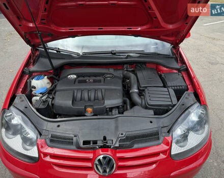 Червоний Фольксваген Гольф, об'ємом двигуна 1.6 л та пробігом 239 тис. км за 6000 $, фото 13 на Automoto.ua