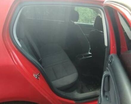 Красный Фольксваген Гольф, объемом двигателя 2 л и пробегом 286 тыс. км за 4200 $, фото 5 на Automoto.ua