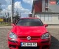 Красный Фольксваген Гольф, объемом двигателя 1.39 л и пробегом 255 тыс. км за 4400 $, фото 1 на Automoto.ua