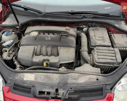 Красный Фольксваген Гольф, объемом двигателя 1.6 л и пробегом 219 тыс. км за 6100 $, фото 11 на Automoto.ua