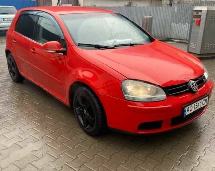 Красный Фольксваген Гольф, объемом двигателя 2 л и пробегом 287 тыс. км за 3850 $, фото 1 на Automoto.ua