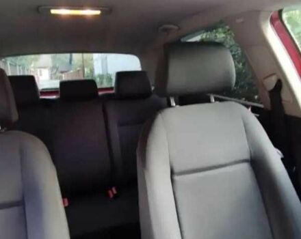 Красный Фольксваген Гольф, объемом двигателя 2 л и пробегом 286 тыс. км за 3950 $, фото 6 на Automoto.ua