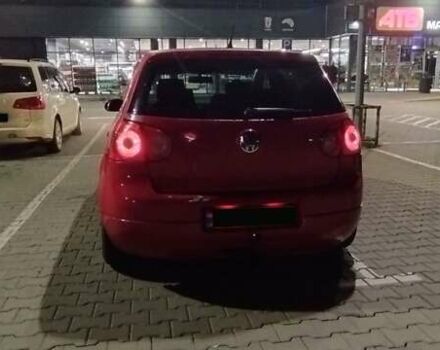 Красный Фольксваген Гольф, объемом двигателя 2 л и пробегом 286 тыс. км за 4200 $, фото 1 на Automoto.ua