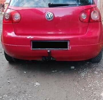 Красный Фольксваген Гольф, объемом двигателя 2 л и пробегом 286 тыс. км за 4200 $, фото 3 на Automoto.ua