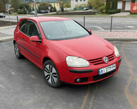 Красный Фольксваген Гольф, объемом двигателя 1.6 л и пробегом 219 тыс. км за 6100 $, фото 1 на Automoto.ua