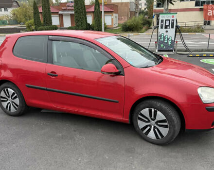 Красный Фольксваген Гольф, объемом двигателя 1.6 л и пробегом 219 тыс. км за 6100 $, фото 4 на Automoto.ua