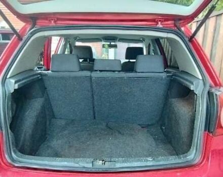 Красный Фольксваген Гольф, объемом двигателя 2 л и пробегом 286 тыс. км за 4200 $, фото 13 на Automoto.ua