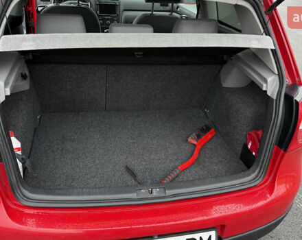 Красный Фольксваген Гольф, объемом двигателя 1.6 л и пробегом 219 тыс. км за 6100 $, фото 10 на Automoto.ua