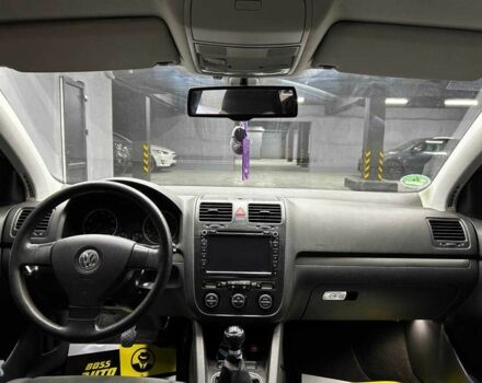 Червоний Фольксваген Гольф, об'ємом двигуна 1.6 л та пробігом 288 тис. км за 6600 $, фото 10 на Automoto.ua