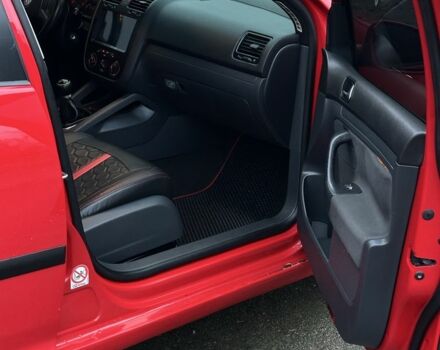 Червоний Фольксваген Гольф, об'ємом двигуна 1.9 л та пробігом 425 тис. км за 5450 $, фото 16 на Automoto.ua