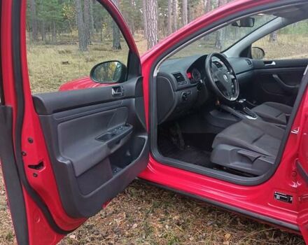 Красный Фольксваген Гольф, объемом двигателя 1.6 л и пробегом 250 тыс. км за 6700 $, фото 11 на Automoto.ua