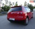 Красный Фольксваген Гольф, объемом двигателя 1.6 л и пробегом 284 тыс. км за 5900 $, фото 1 на Automoto.ua