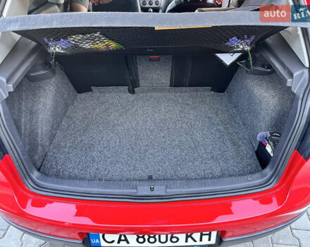 Фольксваген Гольф 2006 в Кропивницком (Кировограде) на Automoto.ua Красный Фольксваген Гольф, объемом двигателя 1.6 л и пробегом 242 тыс. км за 5900 $, фото 2 на Automoto.ua