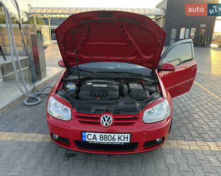 Фольксваген Гольф 2006 в Кропивницком (Кировограде) на Automoto.ua Красный Фольксваген Гольф, объемом двигателя 1.6 л и пробегом 242 тыс. км за 5900 $, фото 18 на Automoto.ua