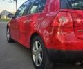 Фольксваген Гольф 2006 у Житомирі на Automoto.ua Червоний Фольксваген Гольф, об'ємом двигуна 2 л та пробігом 337 тис. км за 2757 $, фото 13 на Automoto.ua