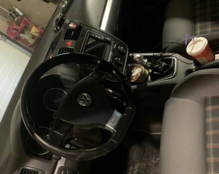 Красный Фольксваген Гольф, объемом двигателя 1.6 л и пробегом 147 тыс. км за 7500 $, фото 8 на Automoto.ua