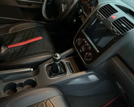 Червоний Фольксваген Гольф, об'ємом двигуна 1.9 л та пробігом 425 тис. км за 5450 $, фото 15 на Automoto.ua