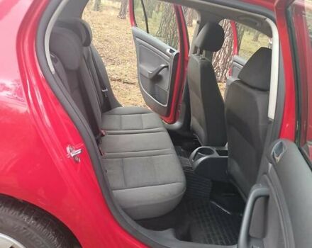 Красный Фольксваген Гольф, объемом двигателя 1.6 л и пробегом 250 тыс. км за 6700 $, фото 13 на Automoto.ua