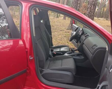 Красный Фольксваген Гольф, объемом двигателя 1.6 л и пробегом 250 тыс. км за 6700 $, фото 15 на Automoto.ua