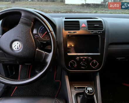 Красный Фольксваген Гольф, объемом двигателя 1.9 л и пробегом 425 тыс. км за 5450 $, фото 12 на Automoto.ua