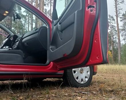 Красный Фольксваген Гольф, объемом двигателя 1.6 л и пробегом 250 тыс. км за 6700 $, фото 16 на Automoto.ua