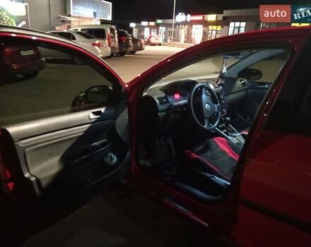 Червоний Фольксваген Гольф, об'ємом двигуна 1.6 л та пробігом 290 тис. км за 5500 $, фото 5 на Automoto.ua