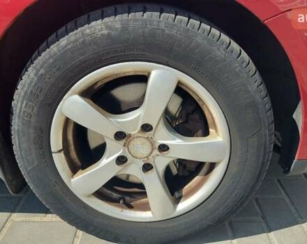 Красный Фольксваген Гольф, объемом двигателя 2 л и пробегом 316 тыс. км за 5000 $, фото 32 на Automoto.ua