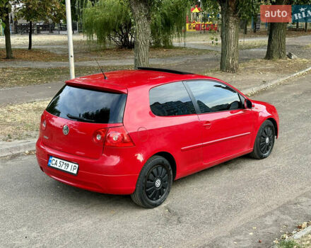 Красный Фольксваген Гольф, объемом двигателя 1.4 л и пробегом 221 тыс. км за 5599 $, фото 6 на Automoto.ua
