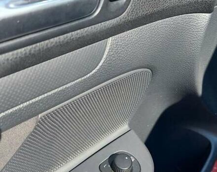 Красный Фольксваген Гольф, объемом двигателя 2 л и пробегом 316 тыс. км за 5000 $, фото 9 на Automoto.ua