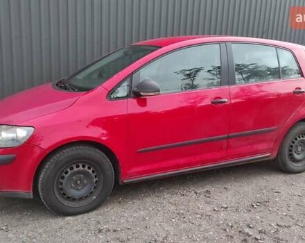 Красный Фольксваген Гольф, объемом двигателя 1.6 л и пробегом 390 тыс. км за 4600 $, фото 5 на Automoto.ua