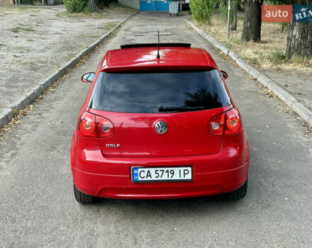 Красный Фольксваген Гольф, объемом двигателя 1.4 л и пробегом 221 тыс. км за 5599 $, фото 3 на Automoto.ua