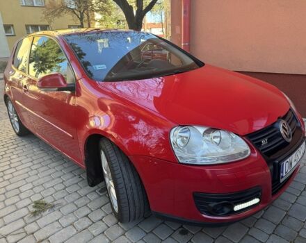 Красный Фольксваген Гольф, объемом двигателя 1.4 л и пробегом 248 тыс. км за 2500 $, фото 3 на Automoto.ua