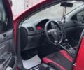 Красный Фольксваген Гольф, объемом двигателя 1.6 л и пробегом 290 тыс. км за 5500 $, фото 6 на Automoto.ua