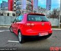 Красный Фольксваген Гольф, объемом двигателя 1.6 л и пробегом 221 тыс. км за 5999 $, фото 4 на Automoto.ua