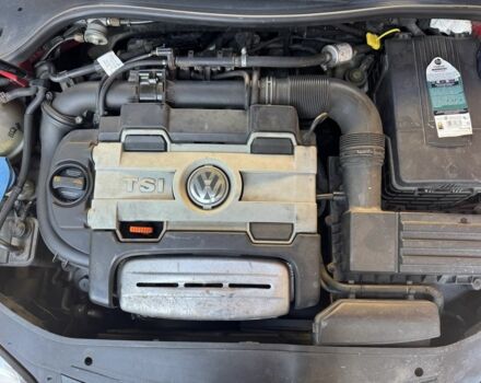 Красный Фольксваген Гольф, объемом двигателя 1.4 л и пробегом 248 тыс. км за 2500 $, фото 21 на Automoto.ua