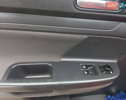 Червоний Фольксваген Гольф, об'ємом двигуна 1.4 л та пробігом 205 тис. км за 4950 $, фото 30 на Automoto.ua