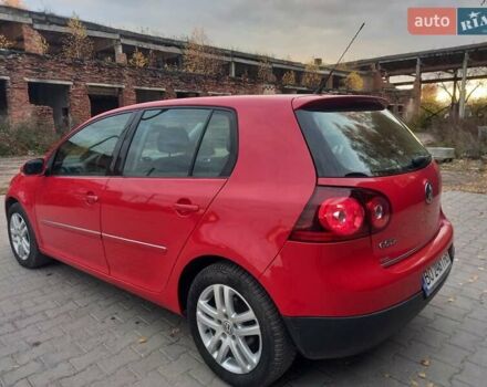 Красный Фольксваген Гольф, объемом двигателя 1.39 л и пробегом 205 тыс. км за 5399 $, фото 18 на Automoto.ua