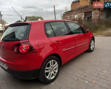 Красный Фольксваген Гольф, объемом двигателя 1.39 л и пробегом 205 тыс. км за 5399 $, фото 17 на Automoto.ua