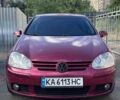 Красный Фольксваген Гольф, объемом двигателя 1.6 л и пробегом 230 тыс. км за 3900 $, фото 1 на Automoto.ua