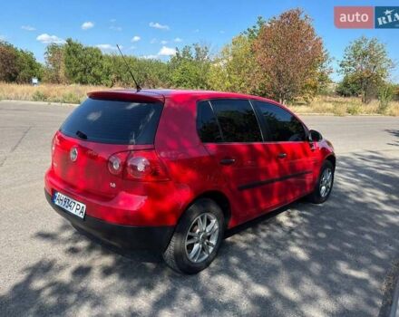 Красный Фольксваген Гольф, объемом двигателя 1.6 л и пробегом 231 тыс. км за 5500 $, фото 6 на Automoto.ua