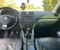 Красный Фольксваген Гольф, объемом двигателя 1.6 л и пробегом 230 тыс. км за 5500 $, фото 4 на Automoto.ua
