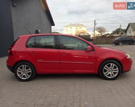 Красный Фольксваген Гольф, объемом двигателя 1.39 л и пробегом 205 тыс. км за 5399 $, фото 14 на Automoto.ua