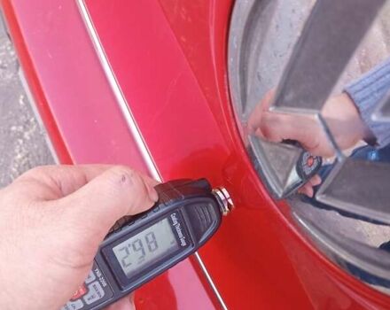 Червоний Фольксваген Гольф, об'ємом двигуна 1.4 л та пробігом 205 тис. км за 4950 $, фото 99 на Automoto.ua