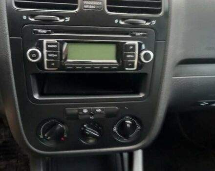 Червоний Фольксваген Гольф, об'ємом двигуна 1.4 л та пробігом 205 тис. км за 4950 $, фото 46 на Automoto.ua