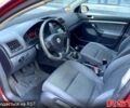 Красный Фольксваген Гольф, объемом двигателя 1.4 л и пробегом 250 тыс. км за 3999 $, фото 7 на Automoto.ua