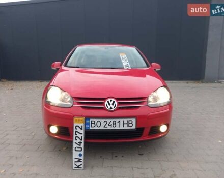 Красный Фольксваген Гольф, объемом двигателя 1.39 л и пробегом 205 тыс. км за 5399 $, фото 9 на Automoto.ua